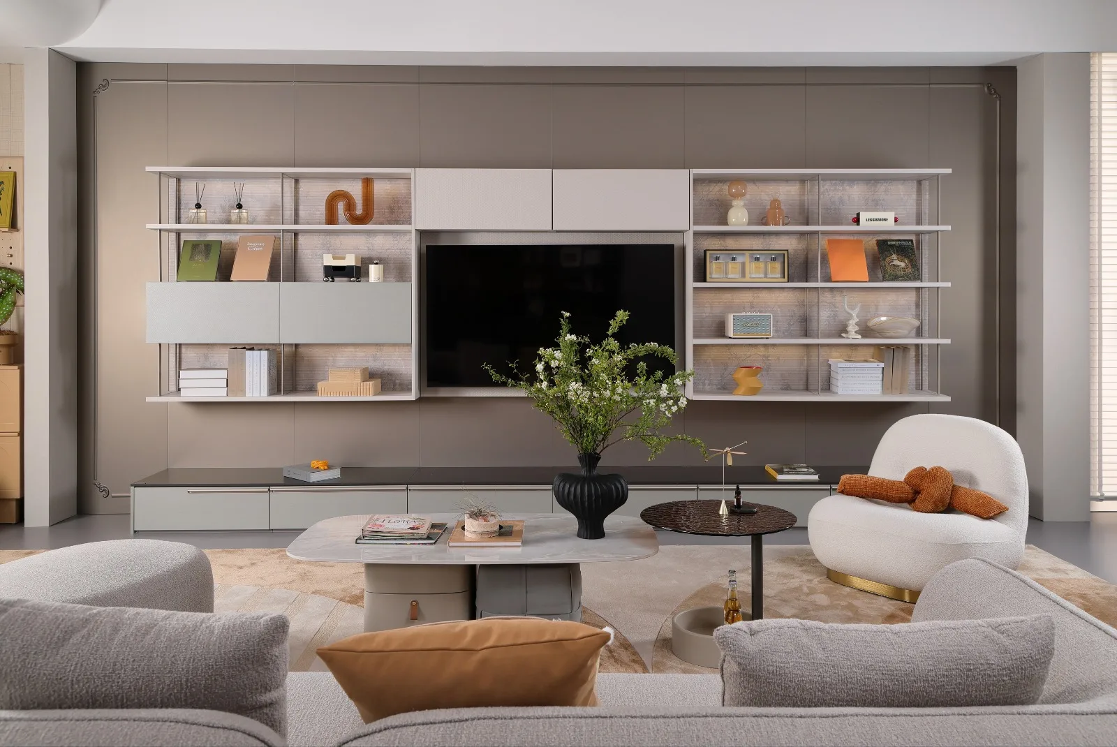 Living TV Wall & Display